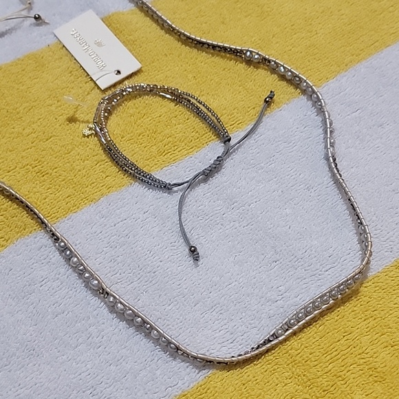 Jewelry - Picture 5 of 9